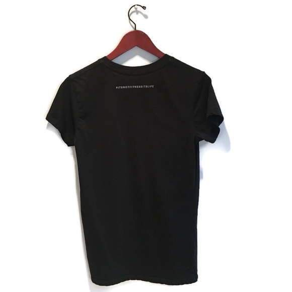 Equinox Women’s short sleeve tee shirt, Large - Picture 2 of 15